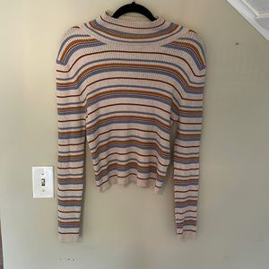 stripped cropped long sleeve sweater material top